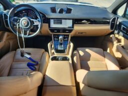 
										2020 Porsche Cayenne full									