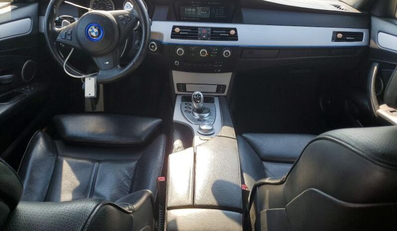 
								2008 Bmw motorrad M5 full									