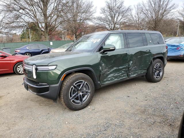 2025 Rivian R1s