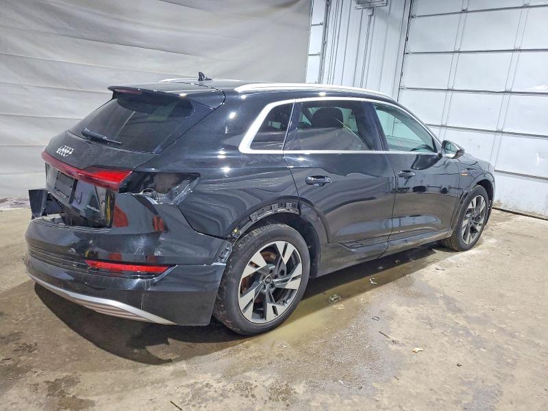 2021 Audi E-tron
