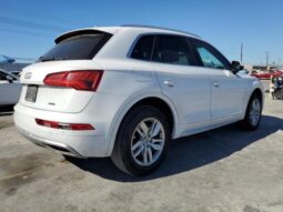 
										2020 Audi Q5 full									