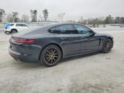 
										2017 Porsche Panamera full									