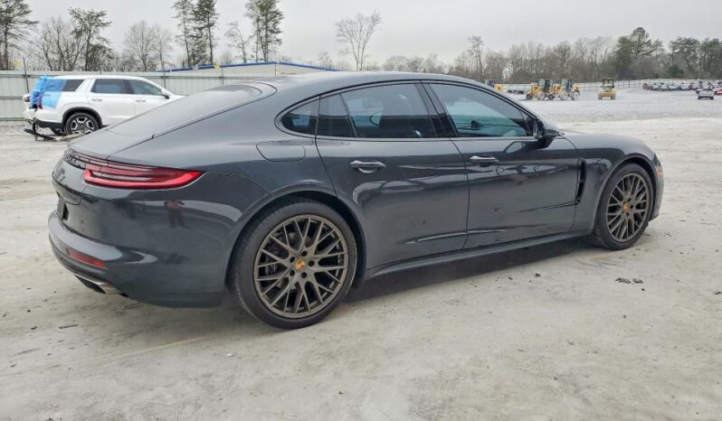 
								2017 Porsche Panamera full									