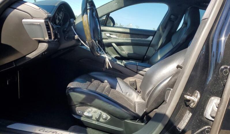 
								2012 Porsche Panamera full									