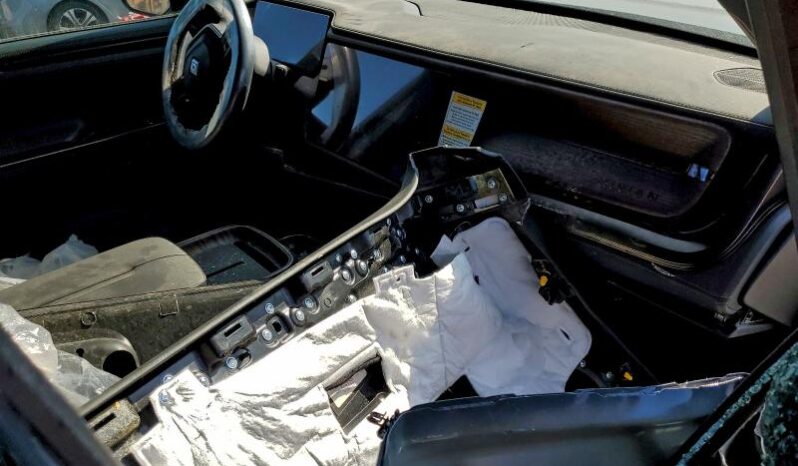 
								2025 Rivian R1s full									