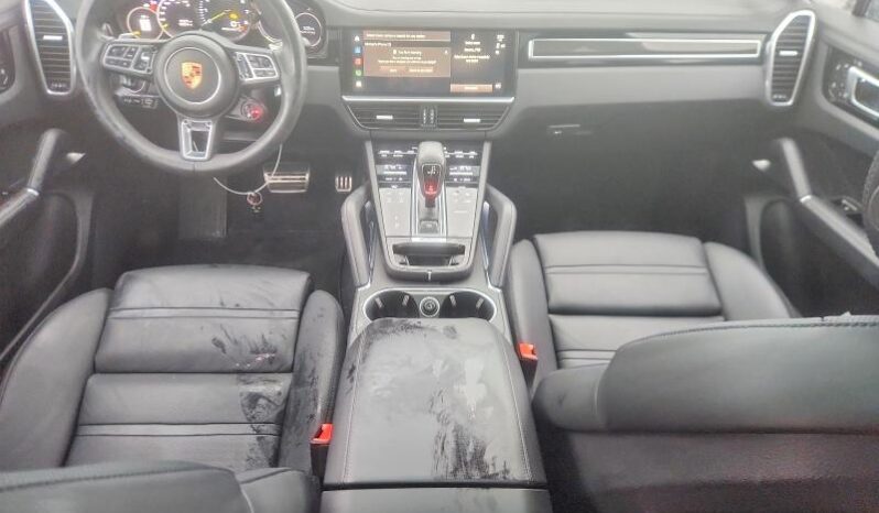 
								2023 Porsche Cayenne full									