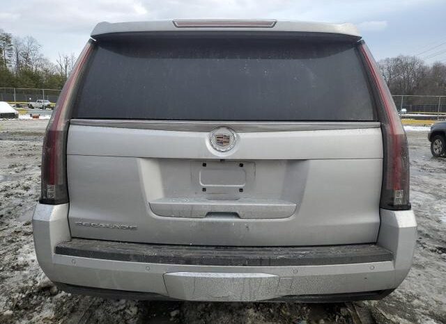 
								2015 Cadillac Escalade full									