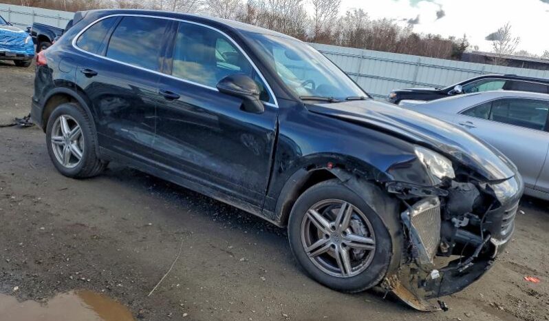 
								2015 Porsche Cayenne full									