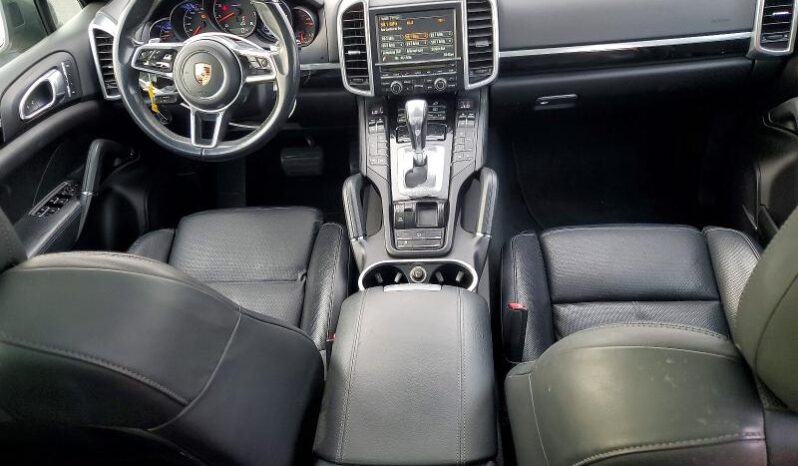 
								2016 Porsche Cayenne full									