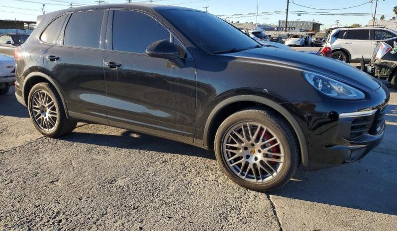 
								2018 Porsche Cayenne full									