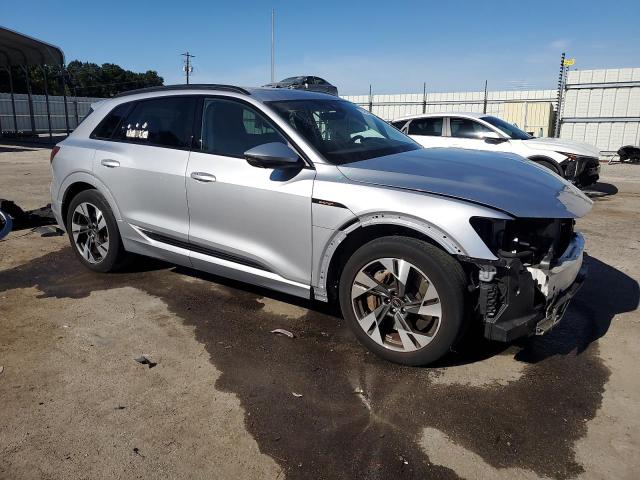 2022 Audi E-tron