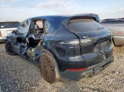 
										2023 Porsche Cayenne full									