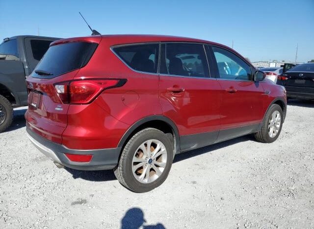 
								2019 Ford Escape se full									