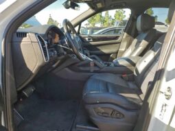 
										2022 Porsche Cayenne full									