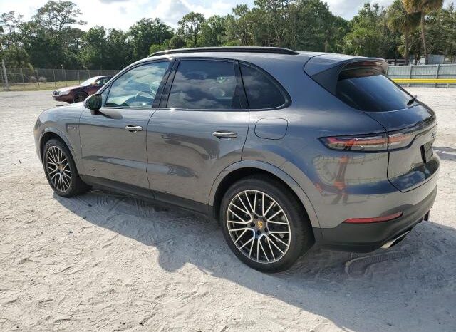
								2020 Porsche Cayenne full									