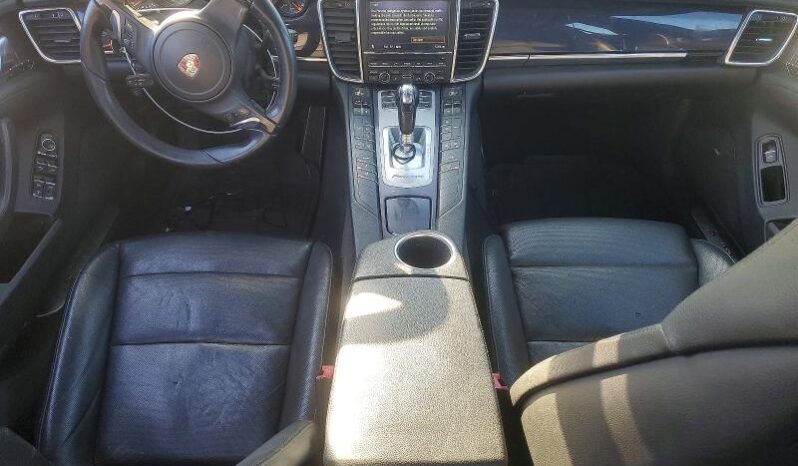 
								2013 Porsche Panamera full									