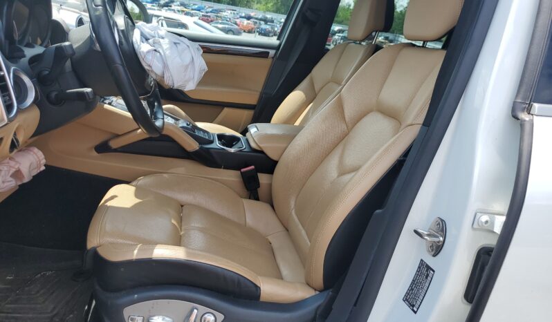 
								2014 Porsche Cayenne full									