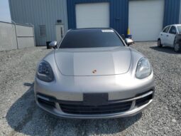 
										2018 Porsche Panamera full									