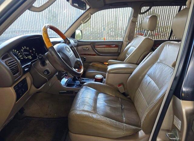 
								2001 Lexus Lx 470 full									