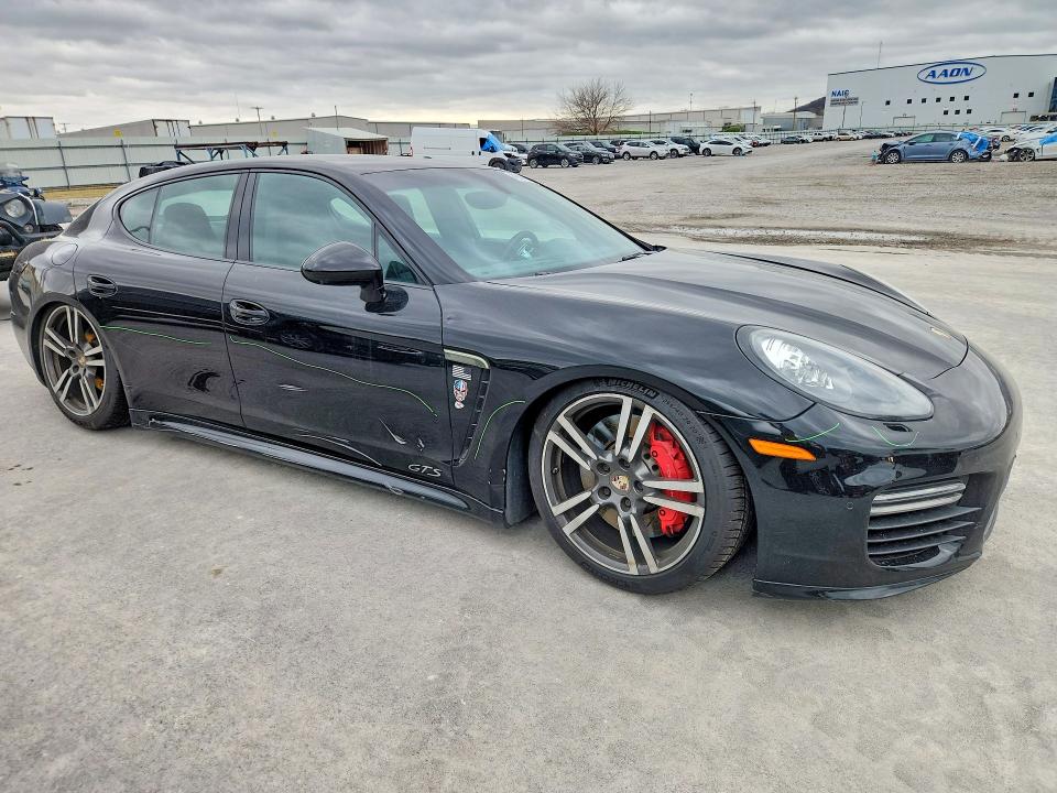2015 Porsche Panamera