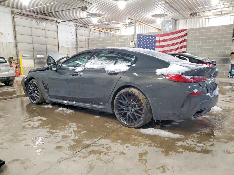 2020 BMW M8