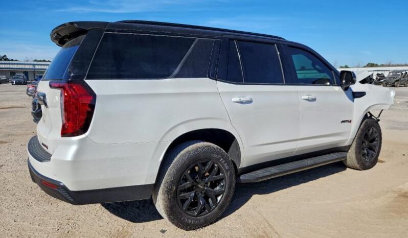 
								2024 Gmc Yukon full									