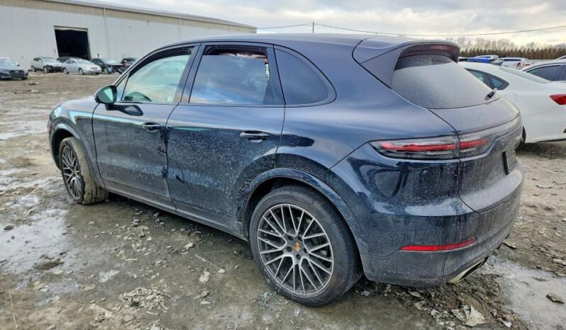
								2023 Porsche Cayenne full									