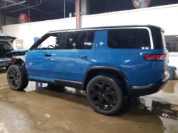 
										2023 Rivian R1s full									