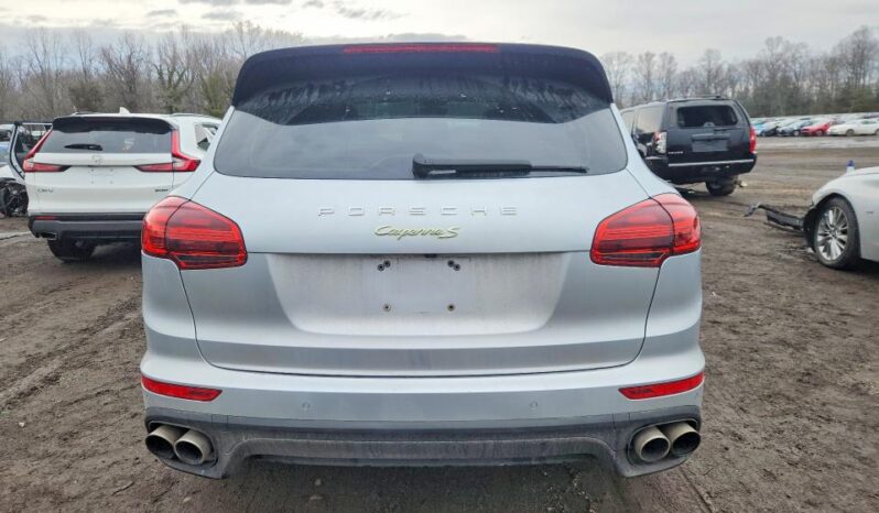 
								2017 Porsche Cayenne full									