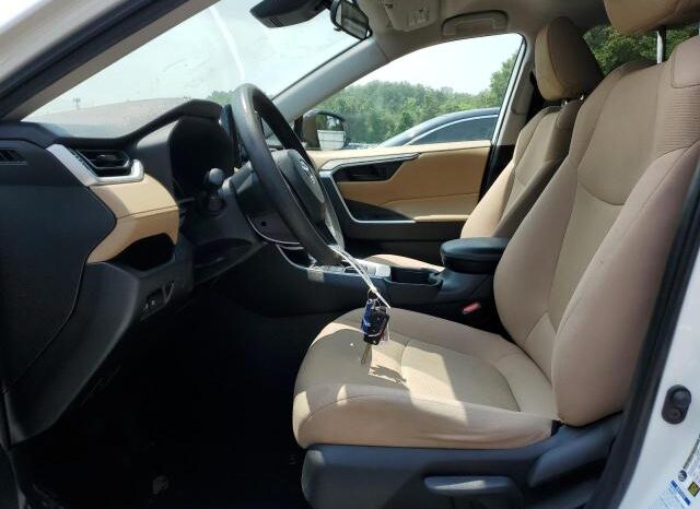
								2022 Toyota Rav4 full									