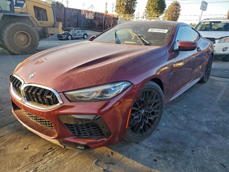 2022 BMW M8