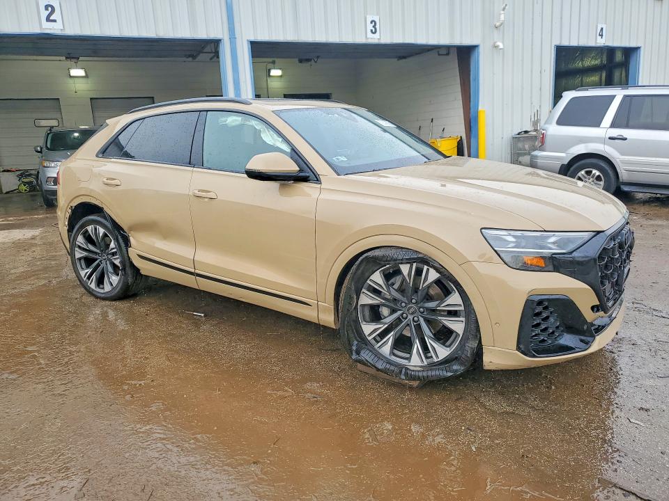 2025 Audi Q8