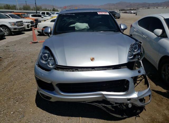 
								2017 Porsche Cayenne full									