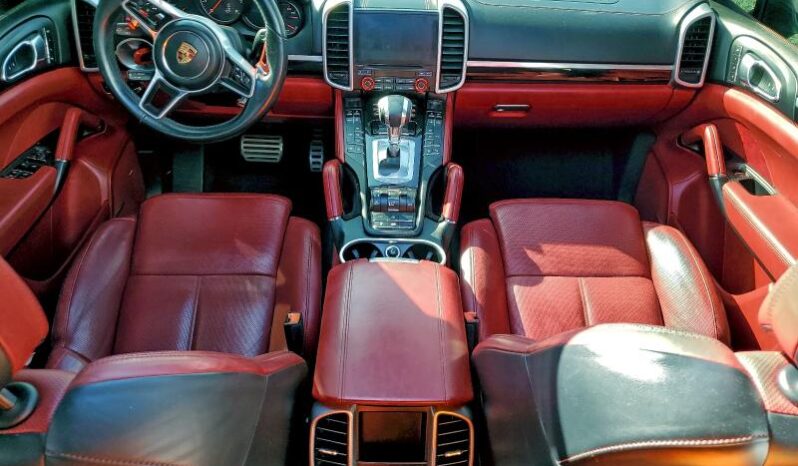 
								2017 Porsche Cayenne full									