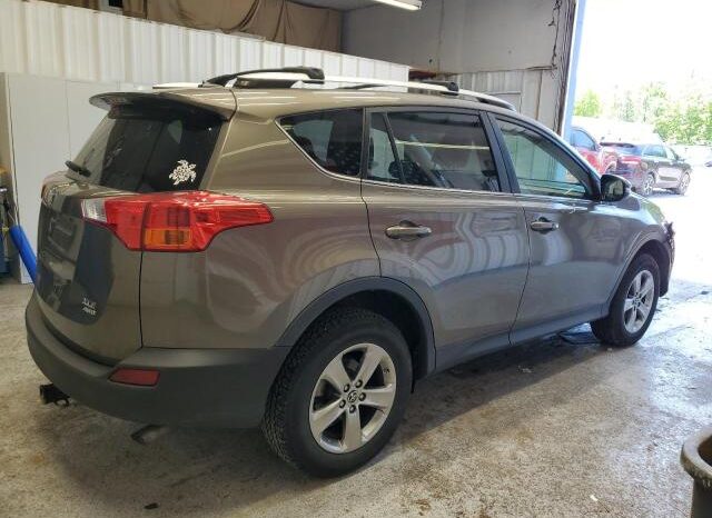 
								2015 Toyota Rav4 full									