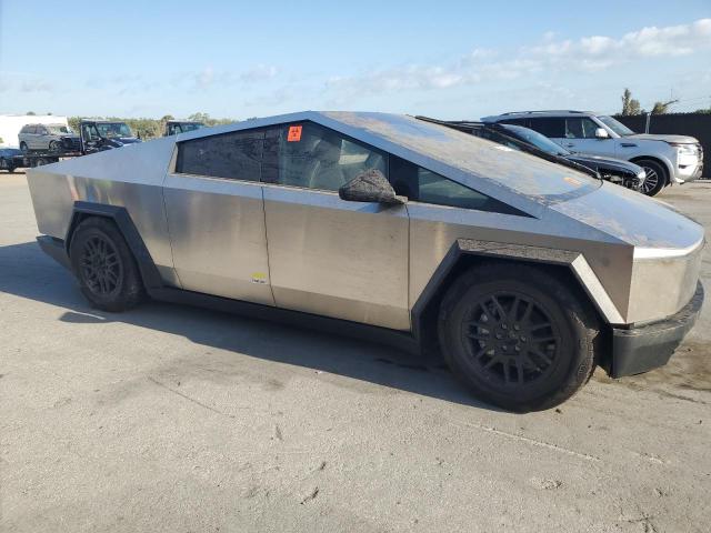 2025 Tesla Cybertruck