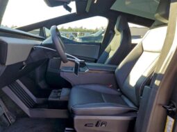 
										2025 Tesla Cybertruck full									