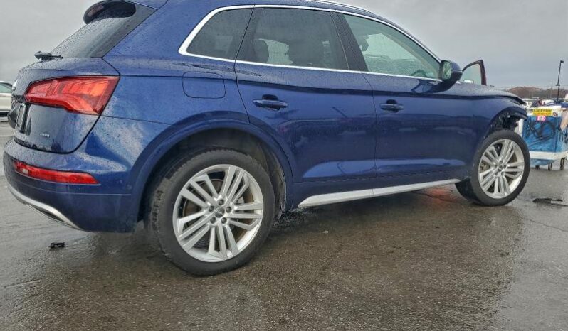 
								2020 Audi Q5 full									