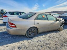 
										2001 Lexus Es 300 full									