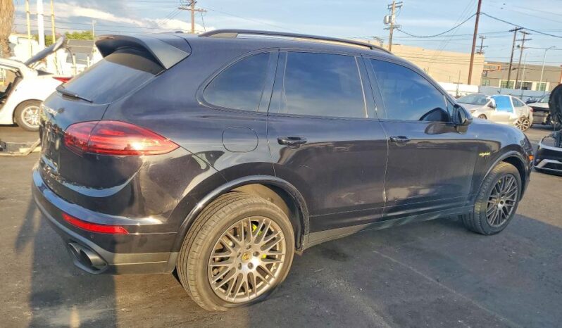 
								2017 Porsche Cayenne full									