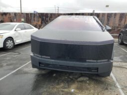 
										2024 Tesla Cybertruck full									