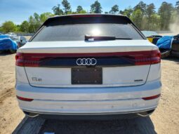 
										2022 Audi Q8 full									