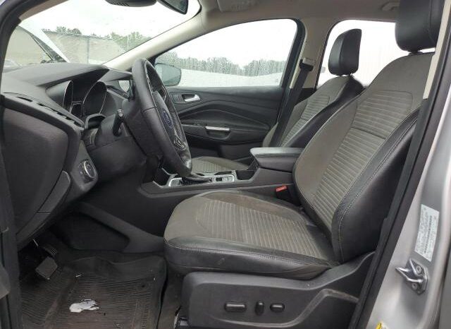 
								2018 Ford Escape se full									