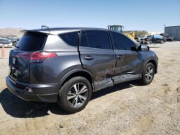 
										2018 Toyota Rav4 full									