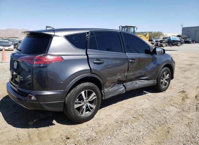 
								2018 Toyota Rav4 full									