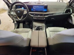 
										2025 BMW X7 full									