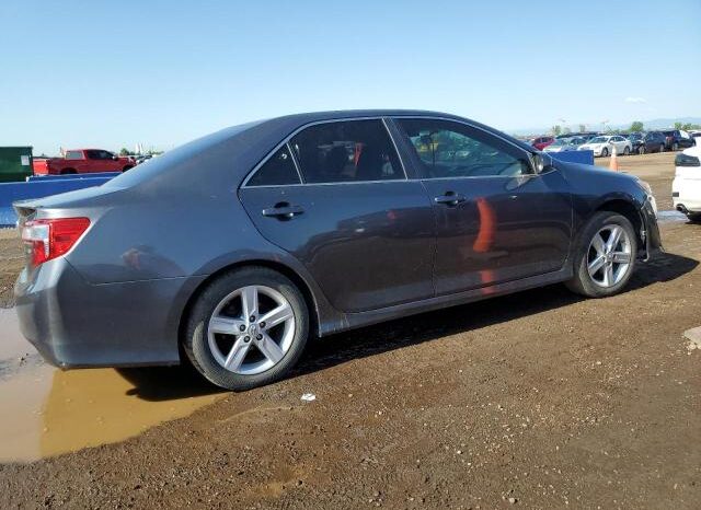
								2014 Toyota Camry l full									