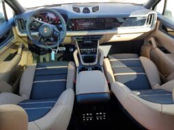 
										2025 Porsche Cayenne full									