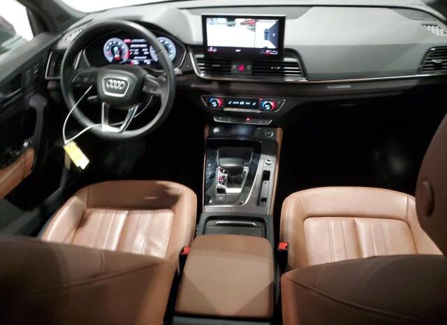 
								2022 Audi Q5 full									
