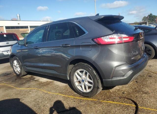 
								2022 Ford Edge sel full									